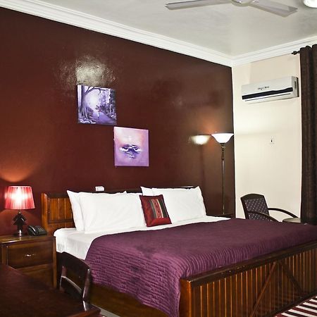 Grand Star Hotel North Legon Экстерьер фото