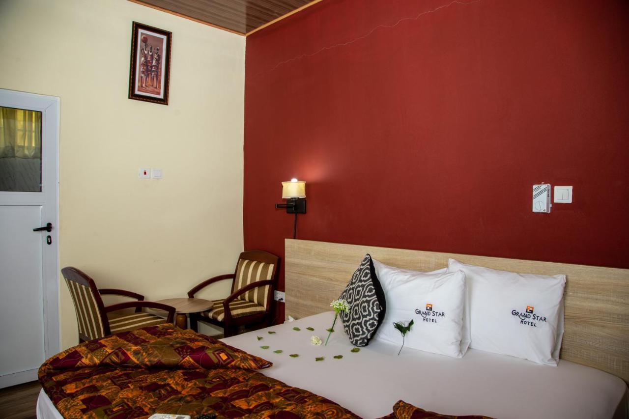 Grand Star Hotel North Legon Экстерьер фото