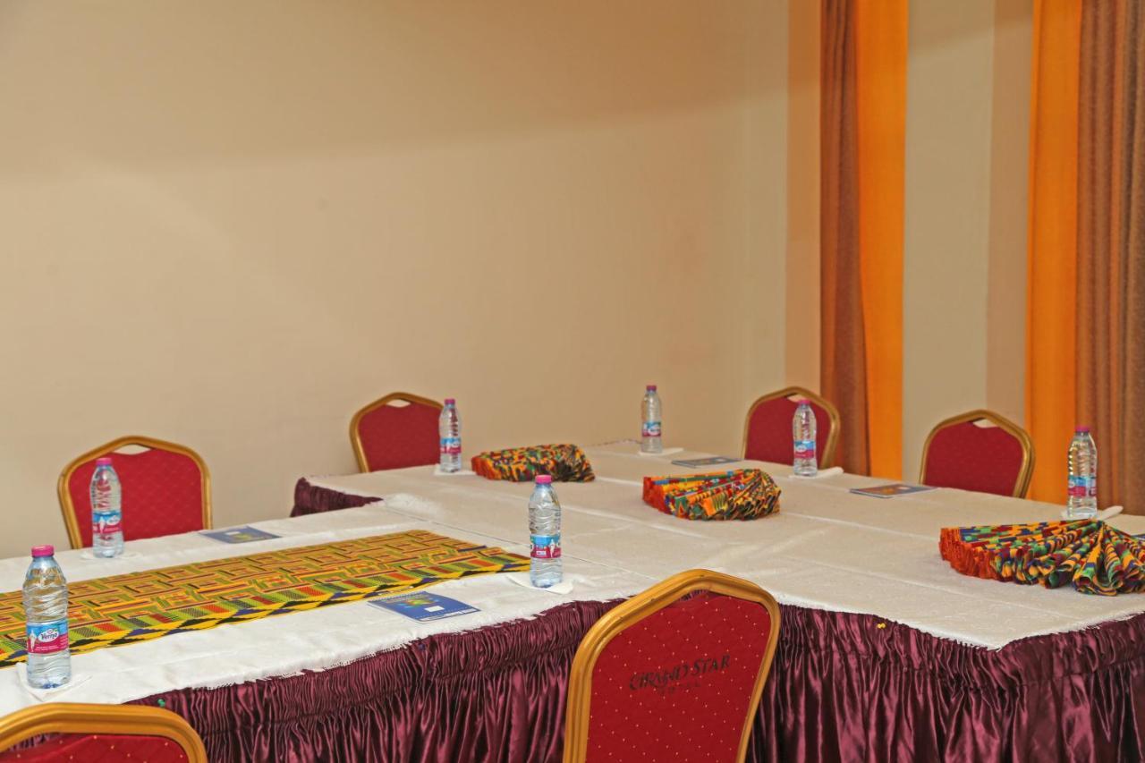 Grand Star Hotel North Legon Экстерьер фото