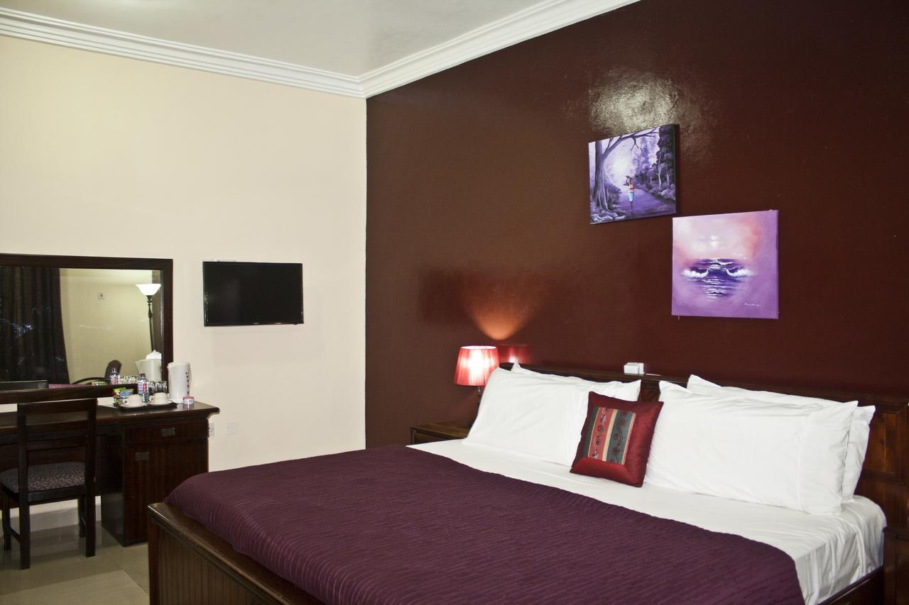 Grand Star Hotel North Legon Экстерьер фото