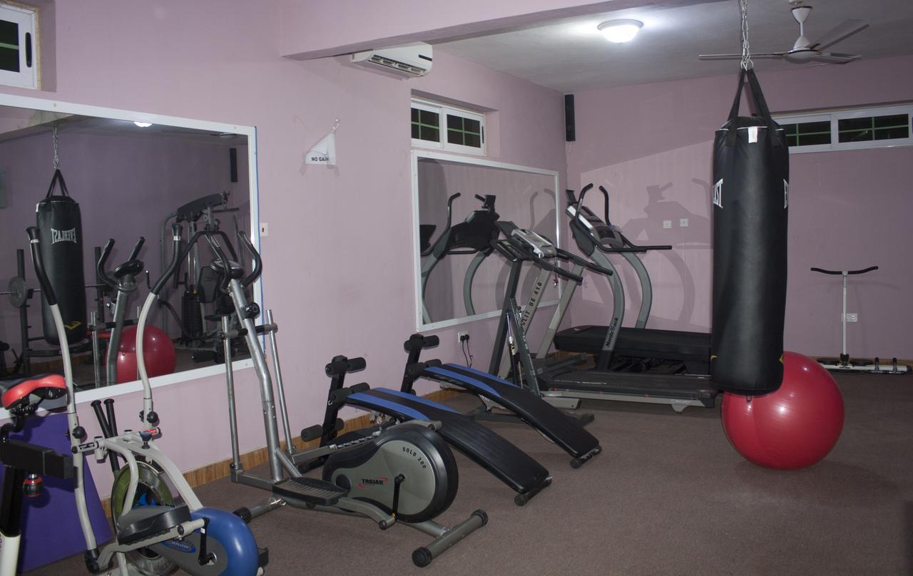 Grand Star Hotel North Legon Экстерьер фото