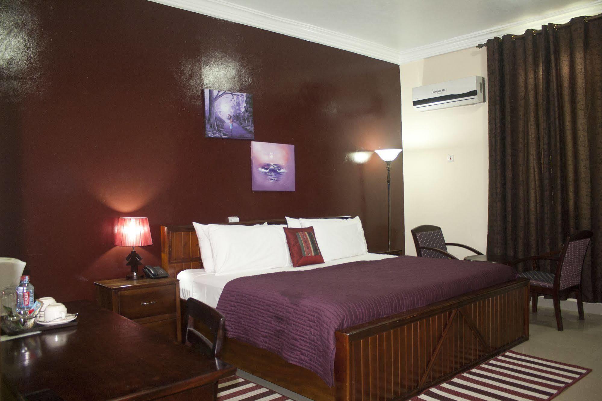 Grand Star Hotel North Legon Экстерьер фото