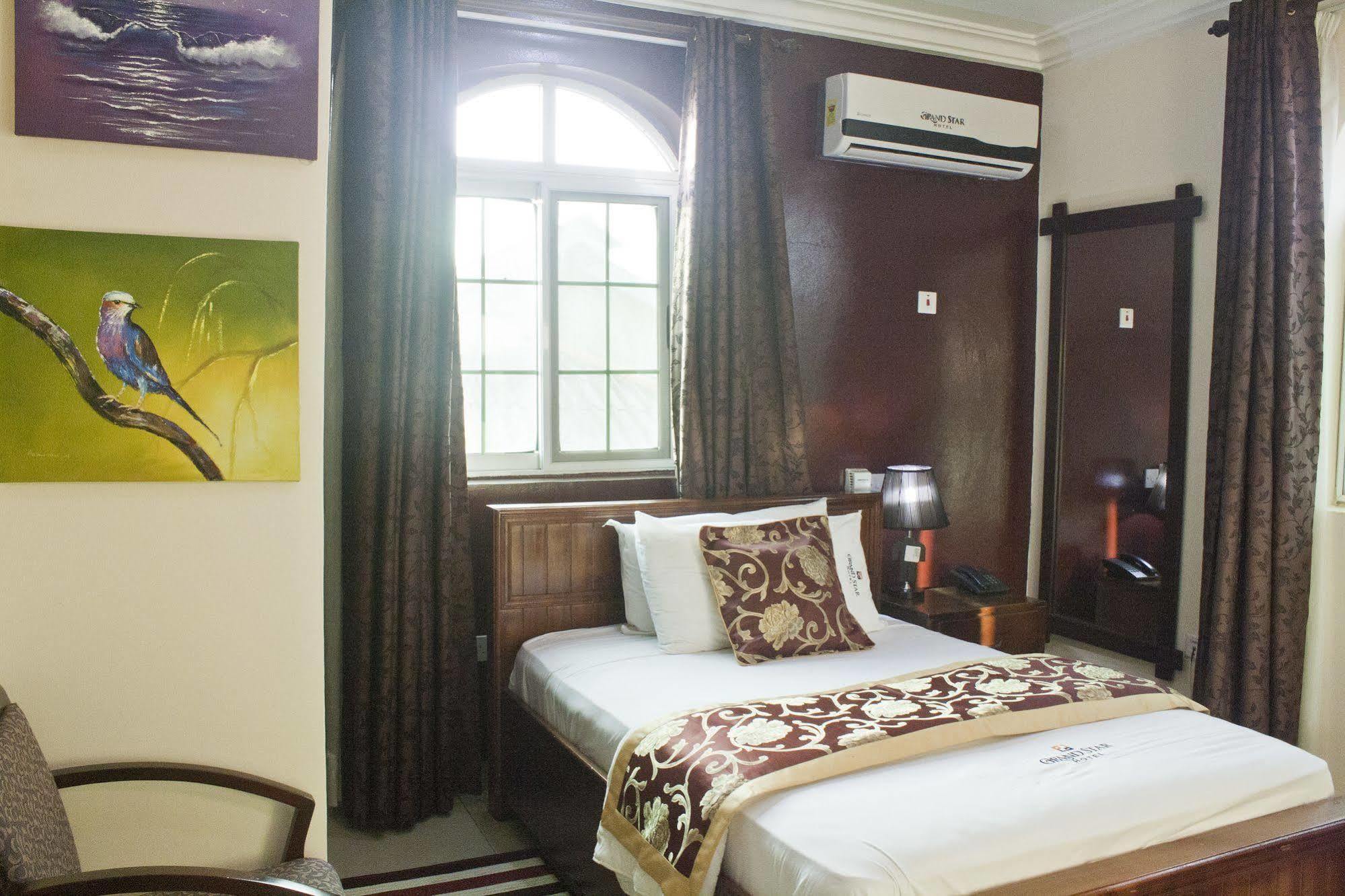 Grand Star Hotel North Legon Экстерьер фото